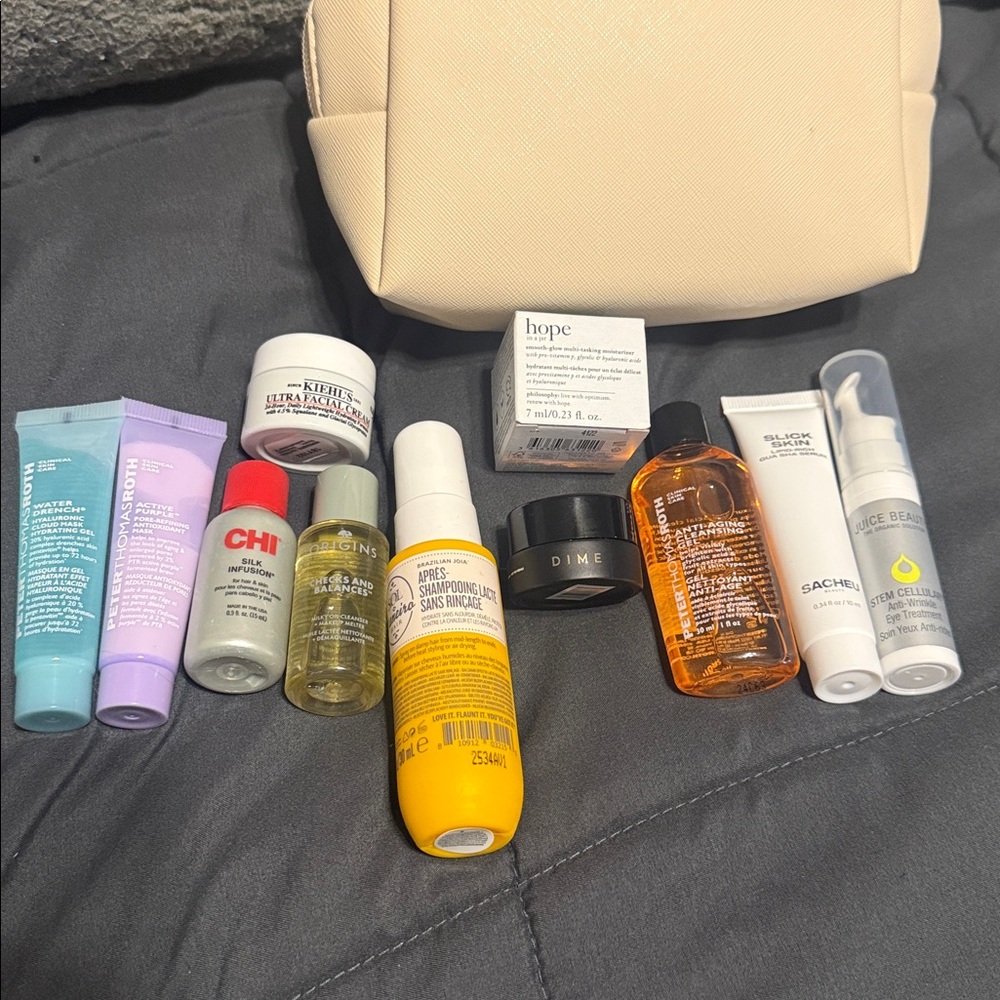 Assorted Skincare and Haircare Travel Set - Picture 1 of 11